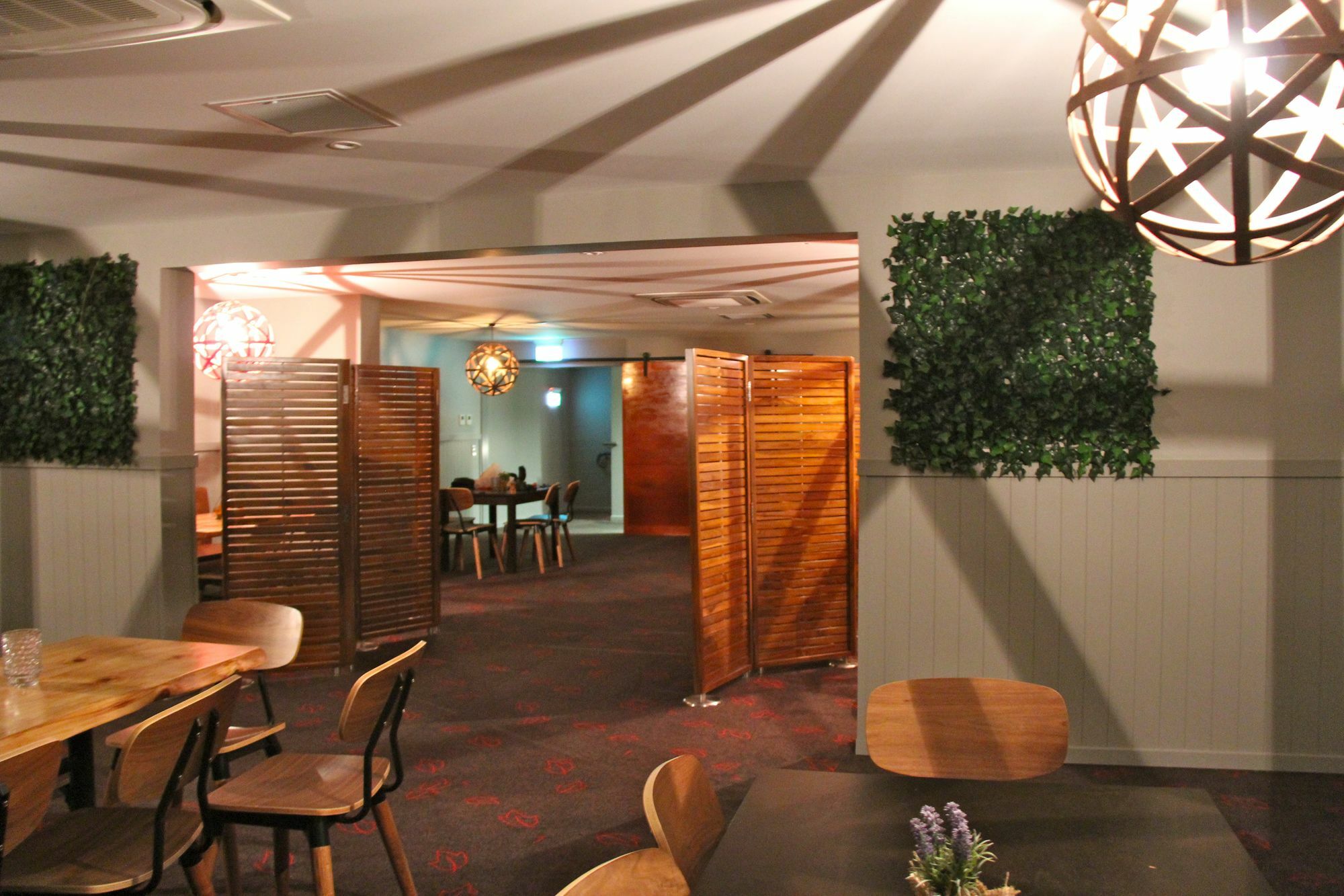 Altitude On Монтвіль Екстер'єр фото The interior of the restaurant